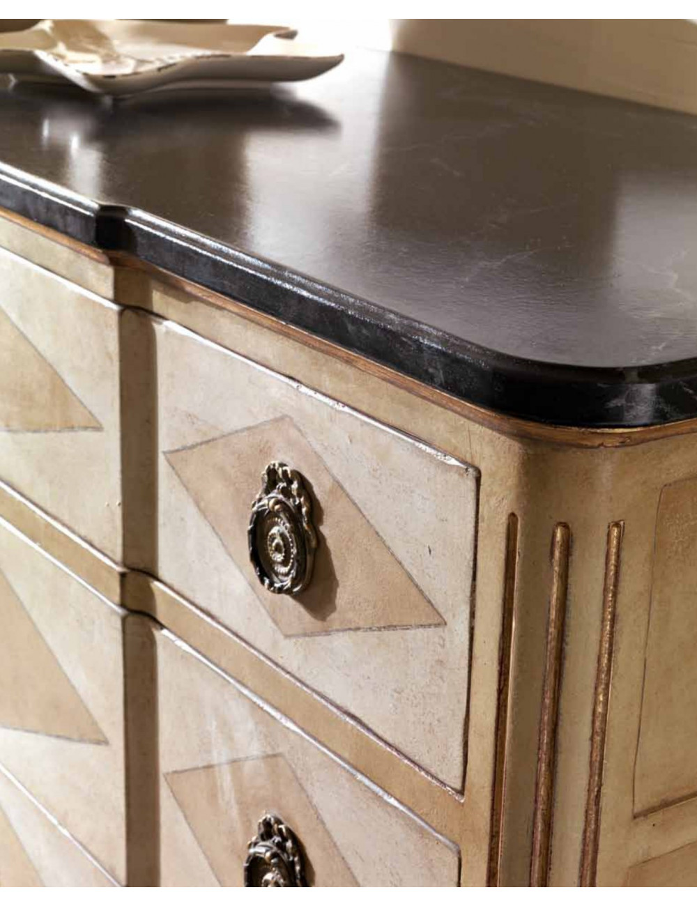 como' laccato invecchiato