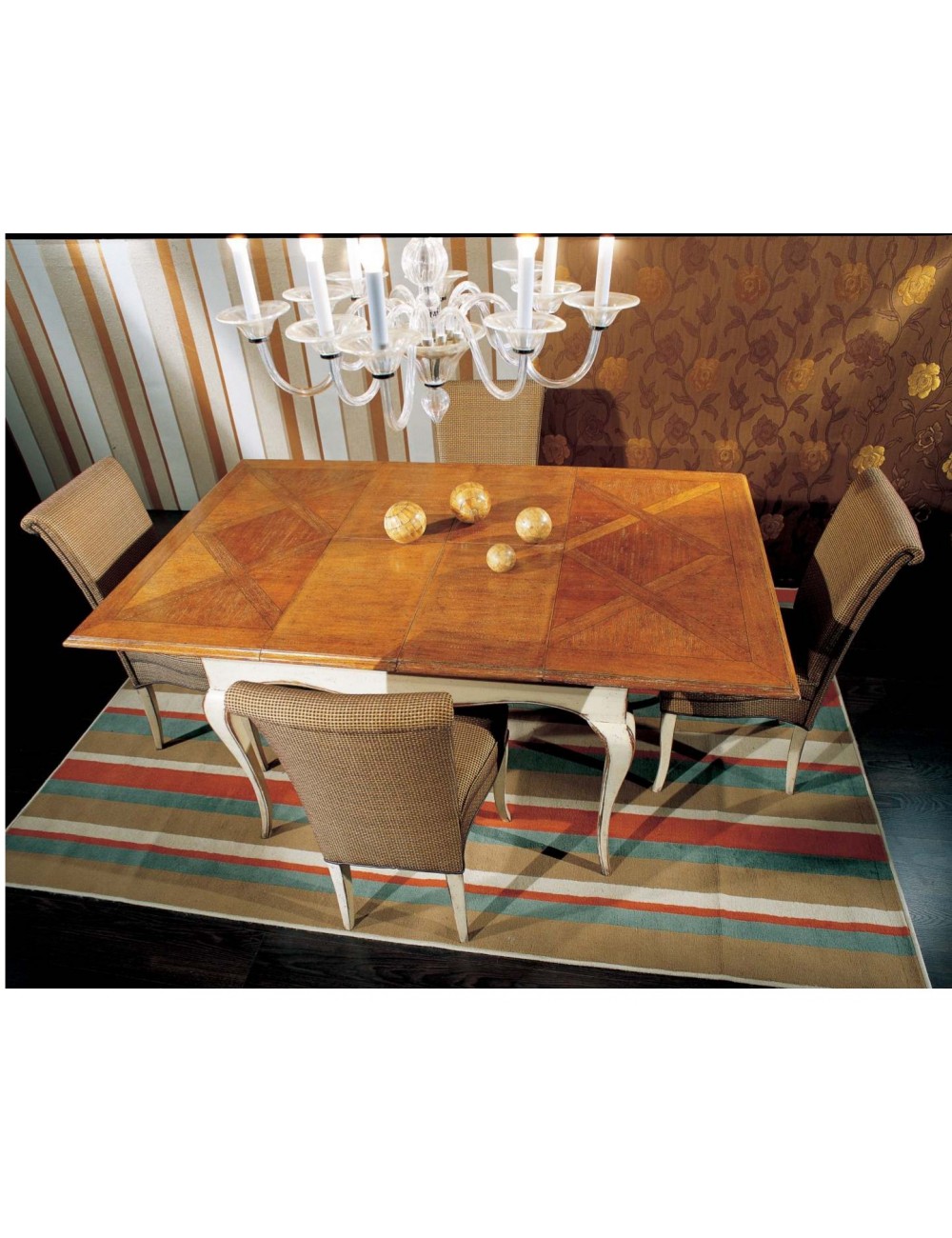 tavolo francese quadrato